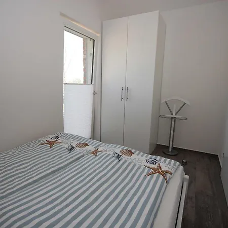Boddenblick Fw Marlen Holiday home Barnstorf