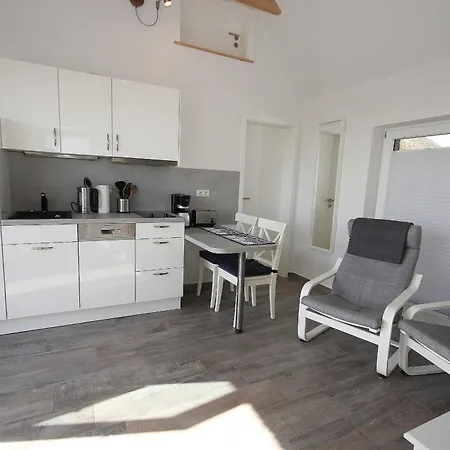 Holiday home Boddenblick Fw Marlen