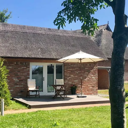 Boddenblick Fw Marlen Holiday home Barnstorf